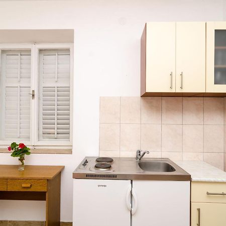Guest House Kiko Pomena Phòng bức ảnh