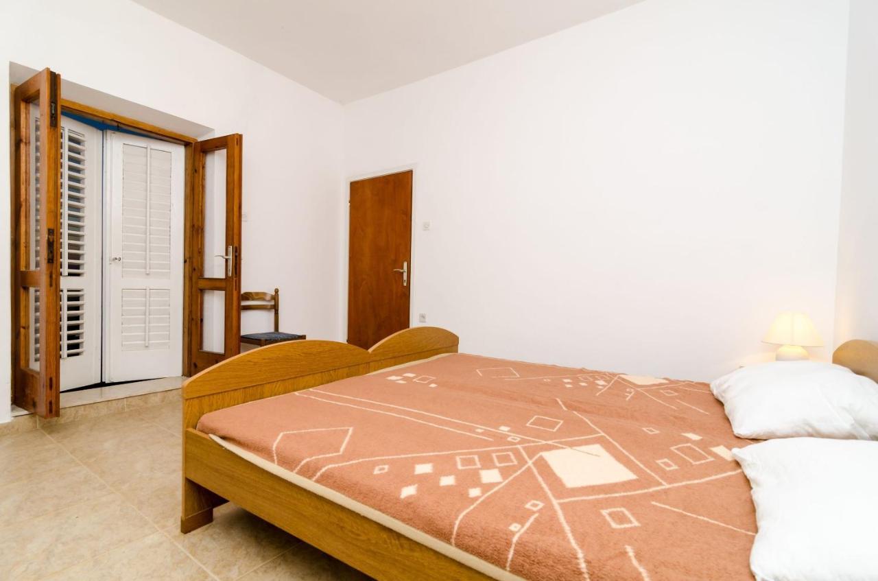 Guest House Kiko Pomena Ngoại thất bức ảnh