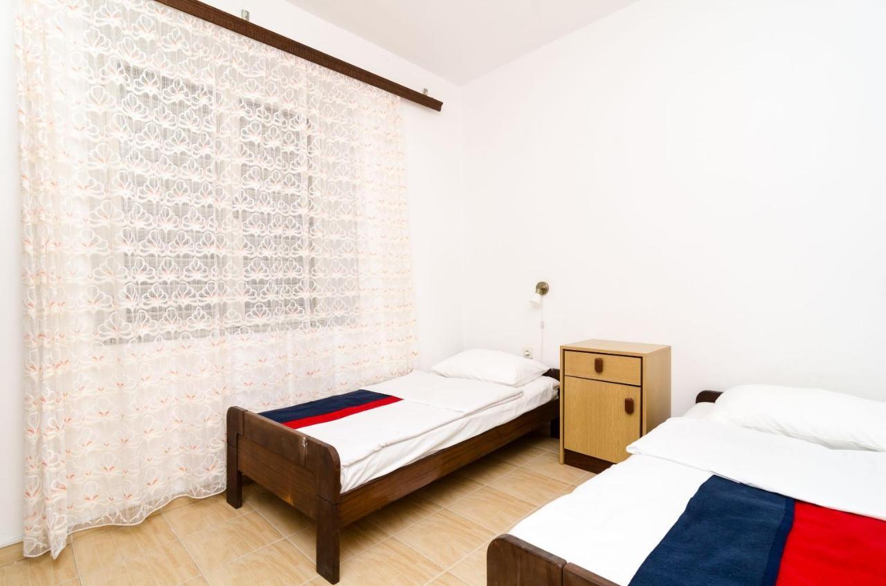 Guest House Kiko Pomena Ngoại thất bức ảnh
